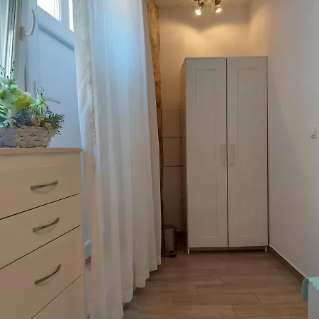 Daire Apartment Meri *